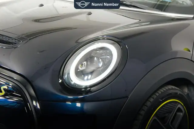 Mini Cooper Se view 5