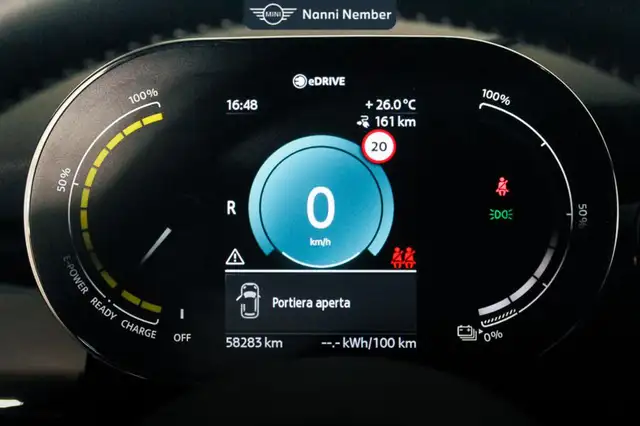 Mini Cooper Se view 9