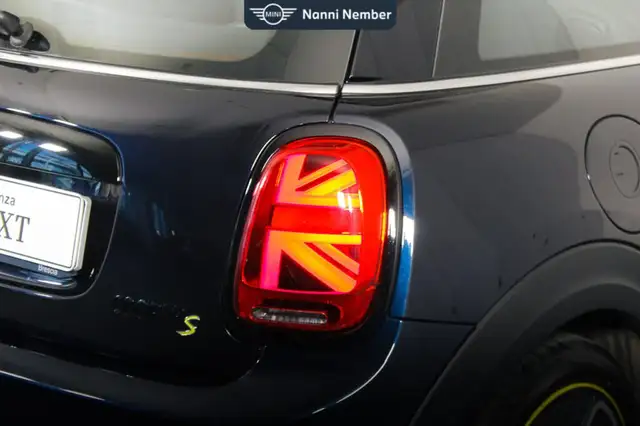 Mini Cooper Se view 6