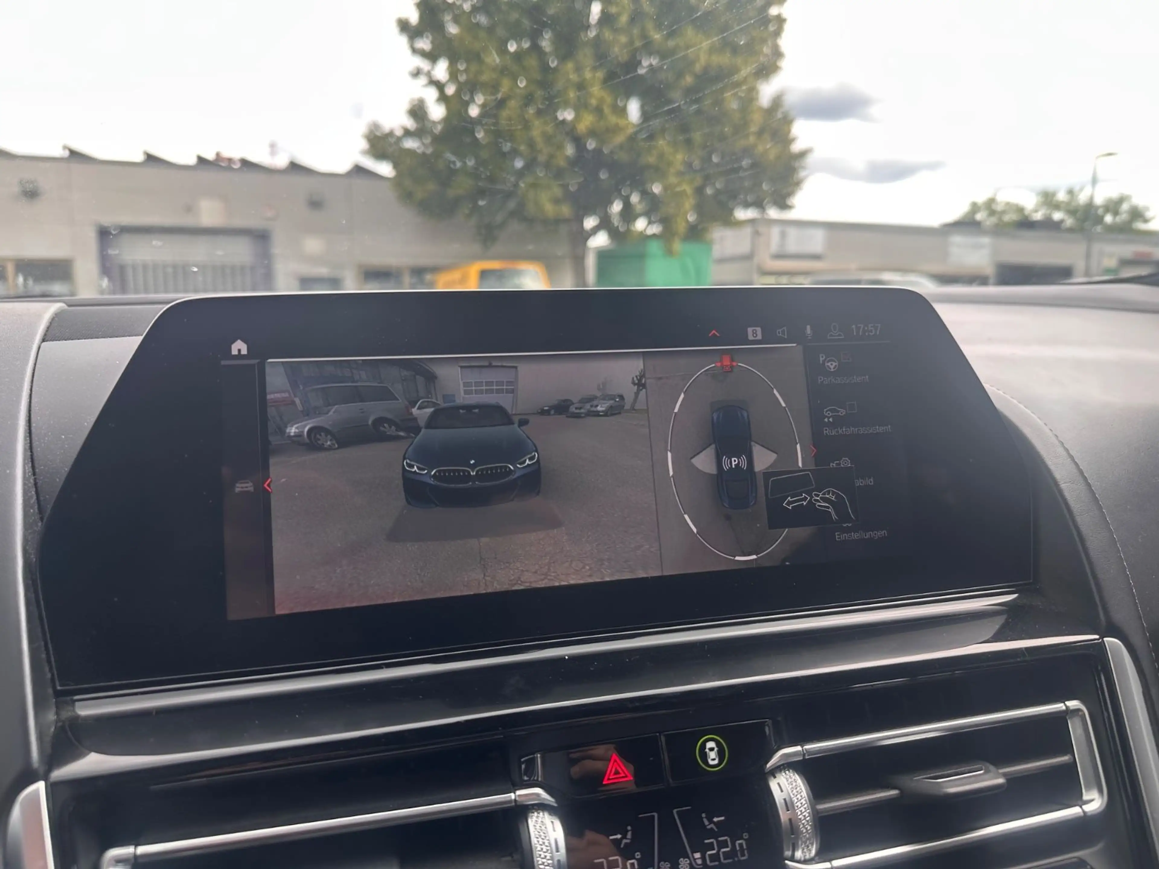 BMW M850 i xDrive Coupé/LASER/HUD/CARBON/DISPLAY KEY — photo 13