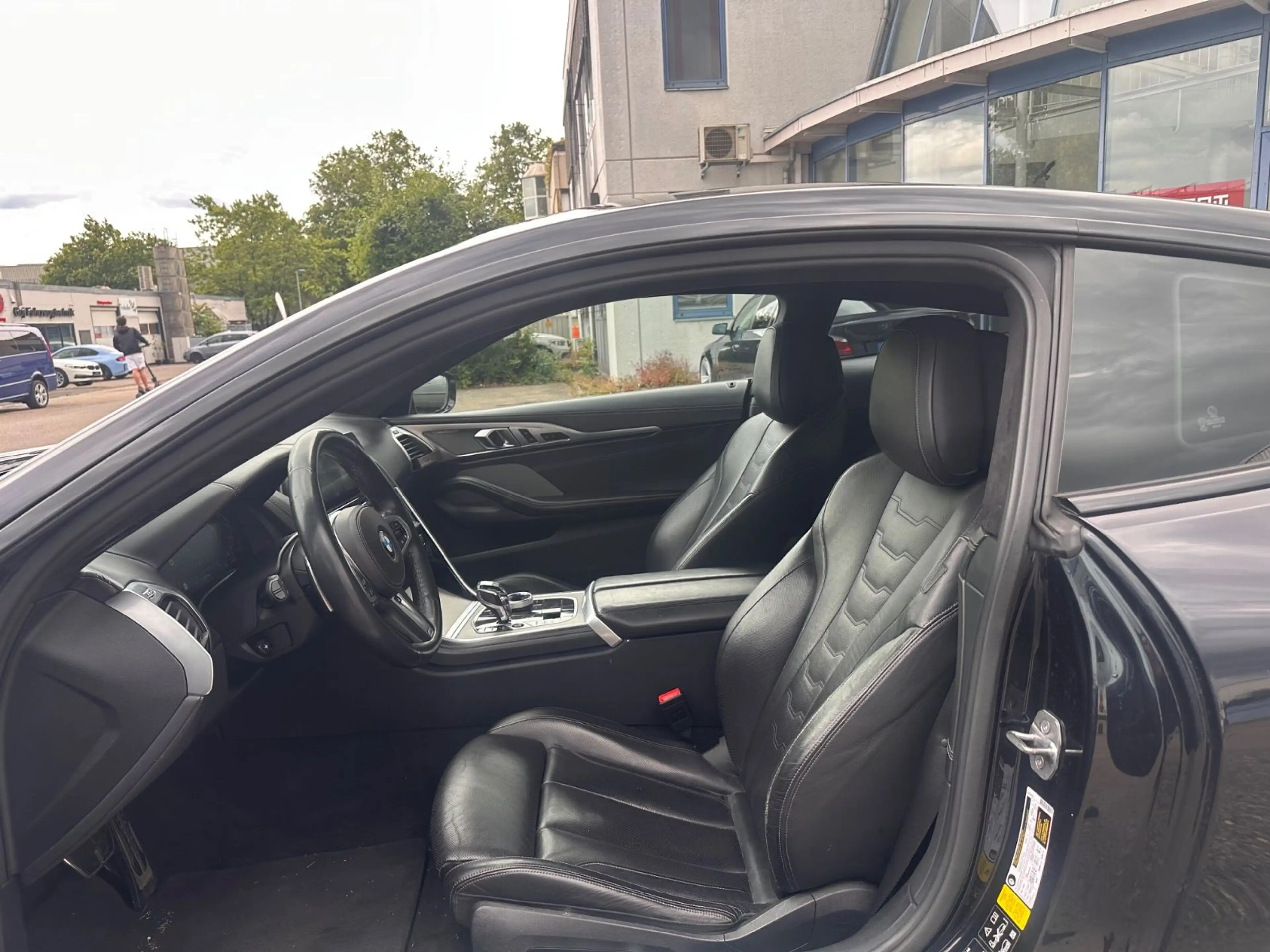 BMW M850 i xDrive Coupé/LASER/HUD/CARBON/DISPLAY KEY — photo 9