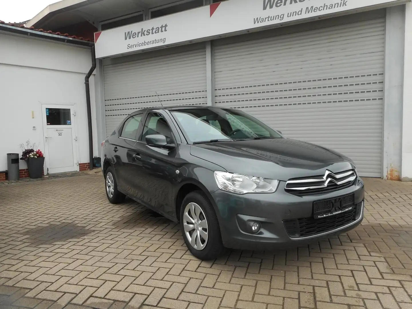 Citroen C-Elysée C-Elysée Selection VTI120, SHZ, Klima Grau - 1