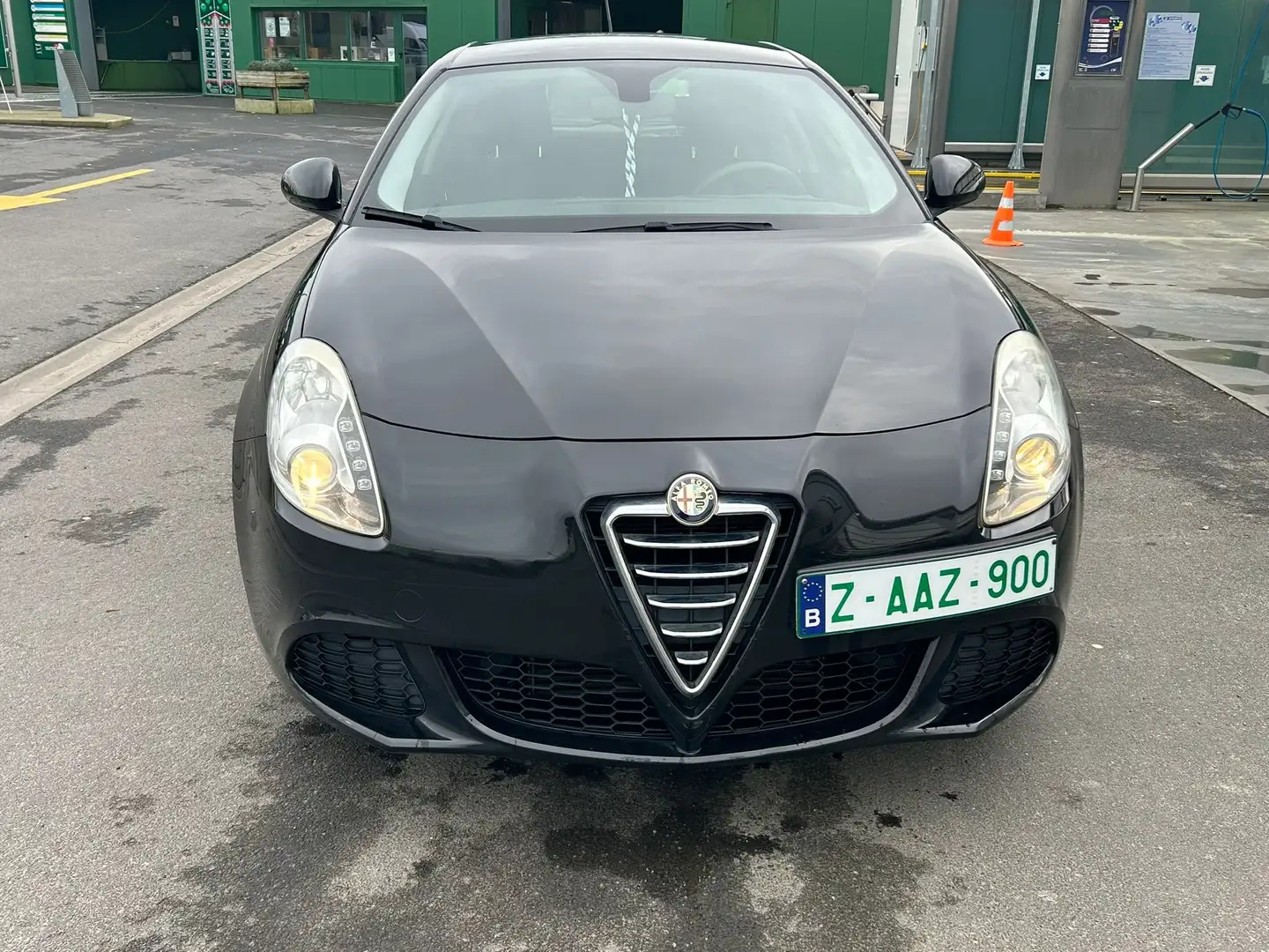 Alfa Romeo Giulietta 1.4L BENZINE. 132.000 KM. 5700 EURO Czarny - 2