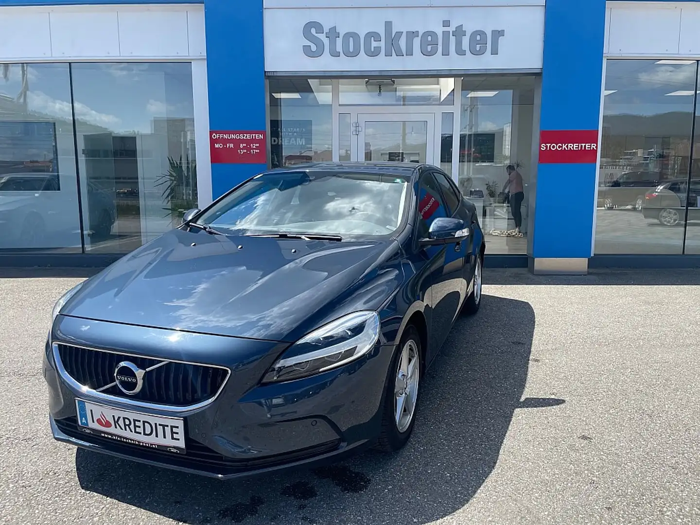 Volvo V40 D2 Kinetic*LED*PDC*NAVI*TEMPO*SZH Azul - 1