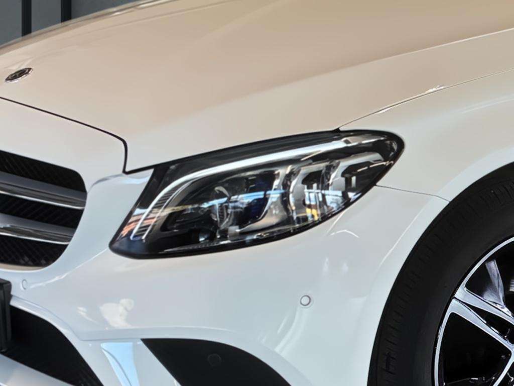 Mercedes-Benz C 180