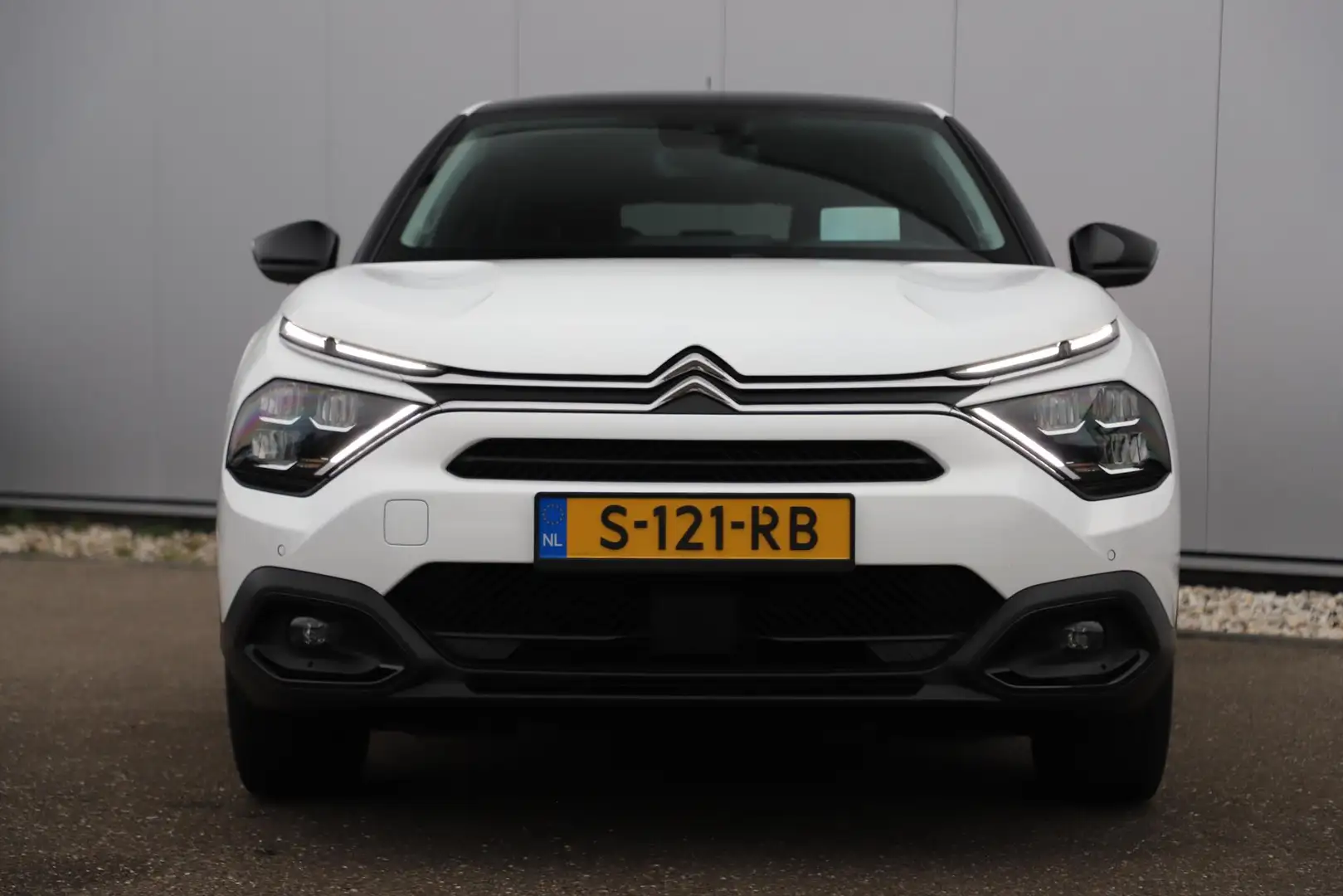 Citroen C4 1.2 Puretech Shine 131PK Trekhaak Panoramadak Navi Blanc - 2