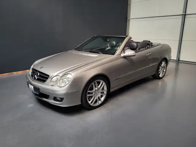 Mercedes-Benz CLK 350 Avantgarde *Leder| Navi| Xenon| PDC*