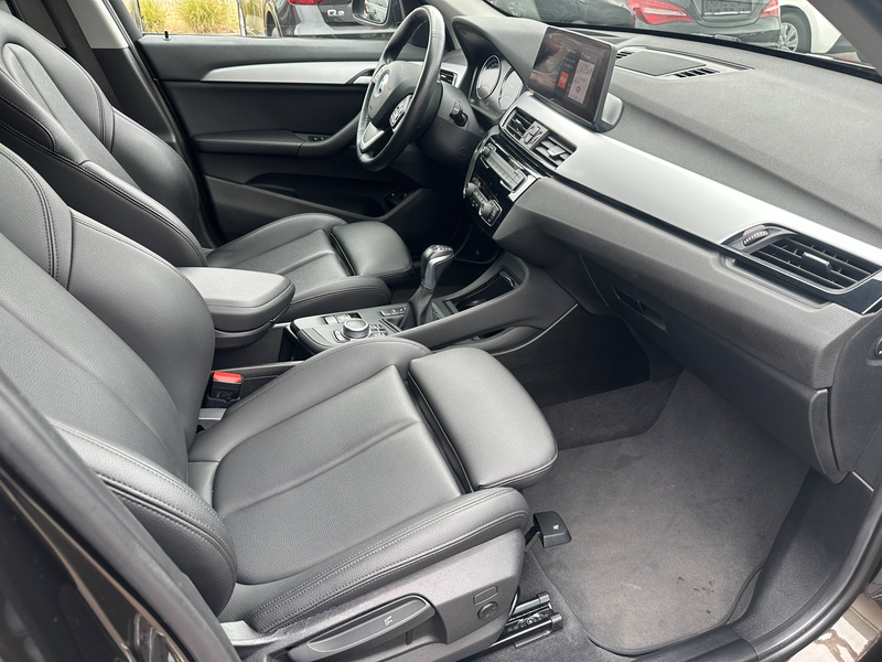 BMW X1 PHEV 1.5iA xDrive25e benzine + elektrisch, plug-in hybride, 4x4 — photo 10