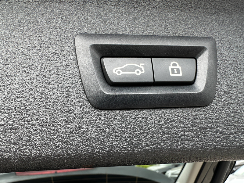 BMW X1 PHEV 1.5iA xDrive25e benzine + elektrisch, plug-in hybride, 4x4 — photo 14