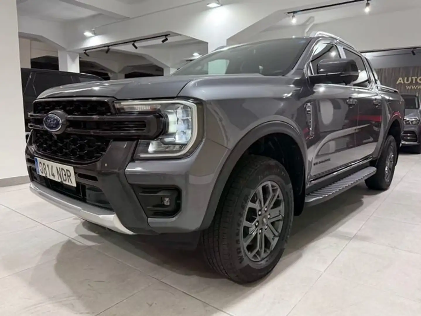 Ford Ranger Doble Cabina 2.0 EcoBlue S&S Wildtrak Aut. Gris - 1