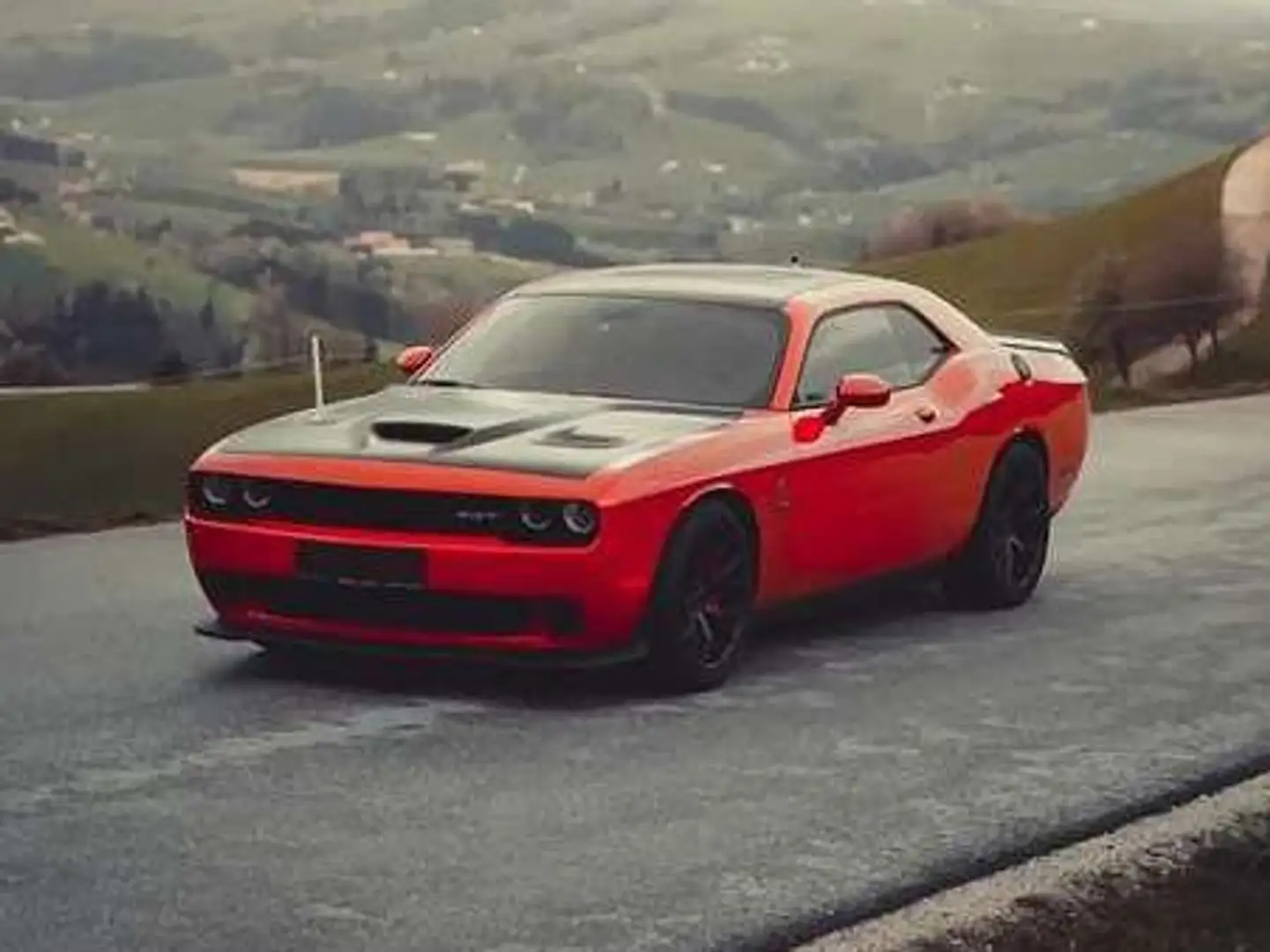Dodge Challenger Challanger SRT Hellcat (HEMI V8) Rot - 1
