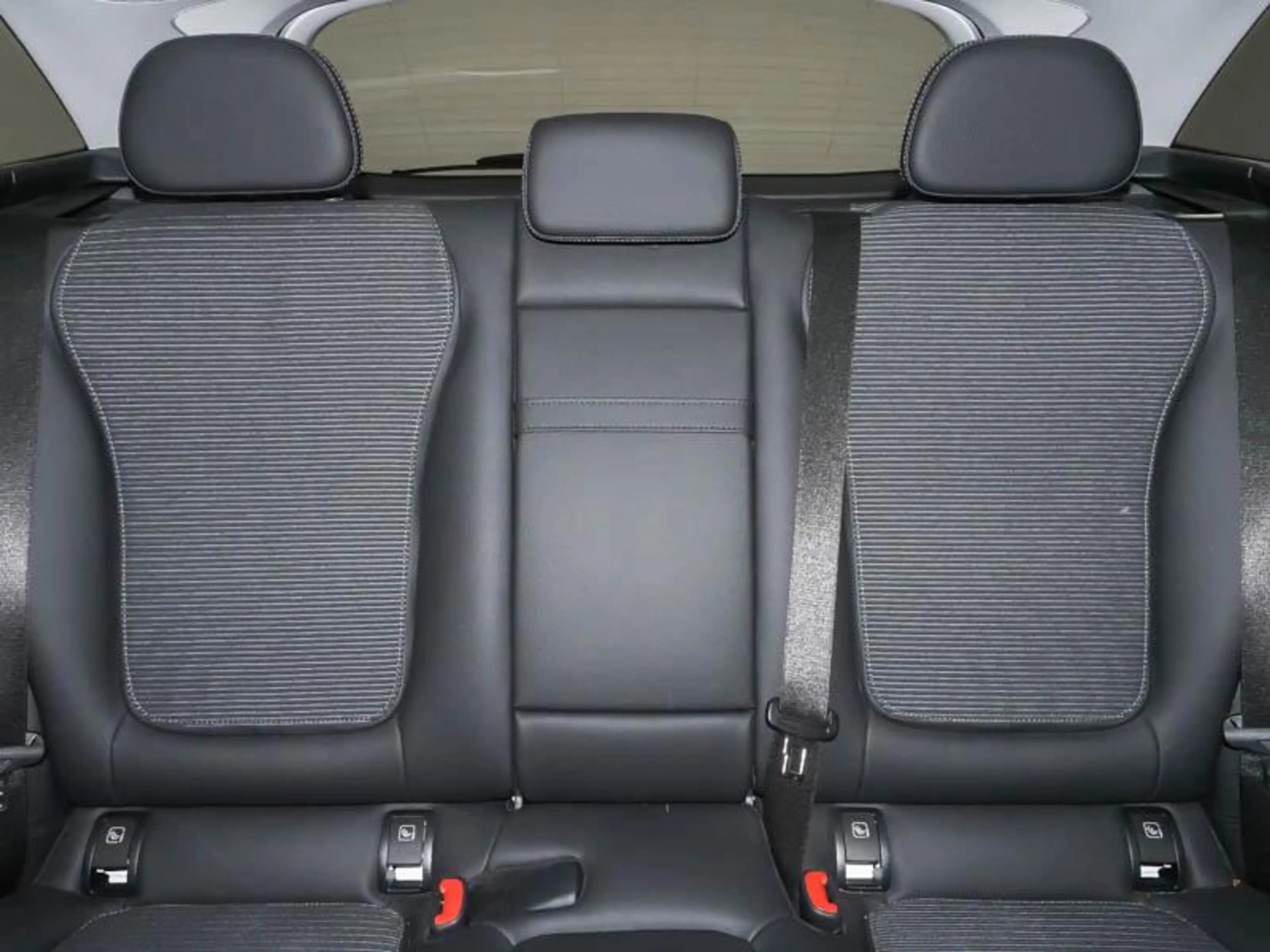 Mercedes-Benz GLC 200 4MATIC SUV Luxury Line | Panoramisch Dak | Trekhaa — photo 6