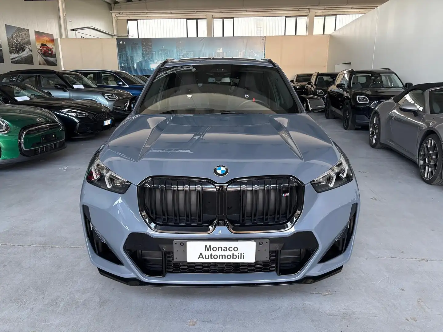 BMW iX1 X1 U11 X1 xdrive M35i auto Grau - 2