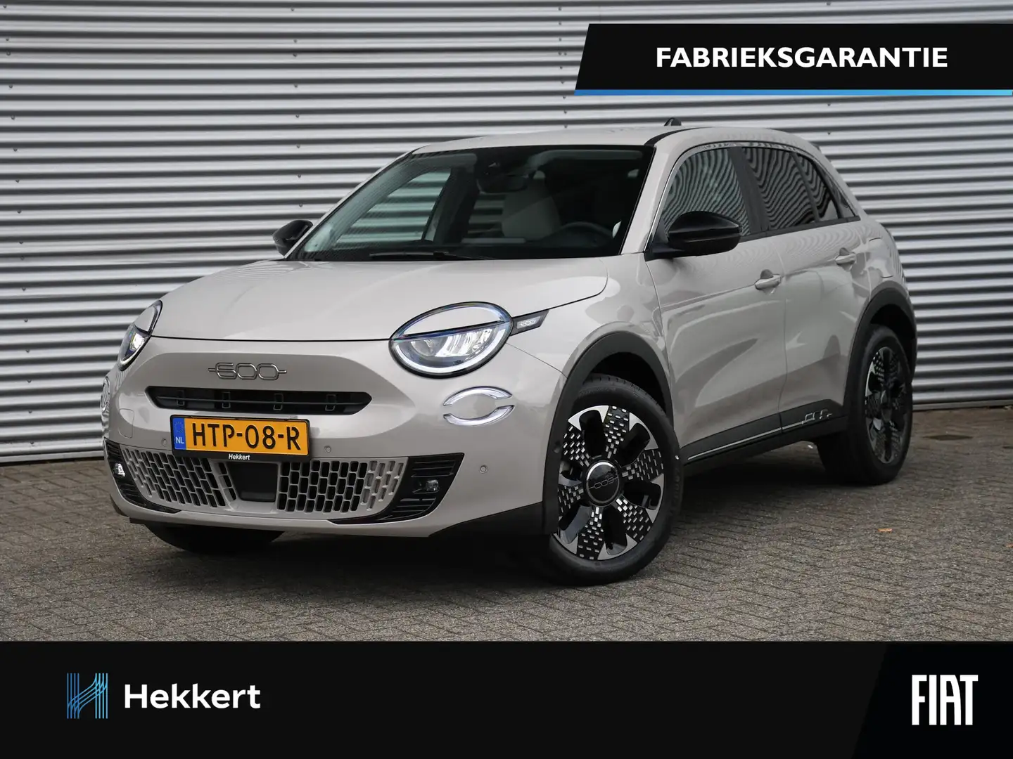 Fiat 600e La Prima 54 kWh 156pk Automaat MASSAGE | DODE HOEK Grijs - 1