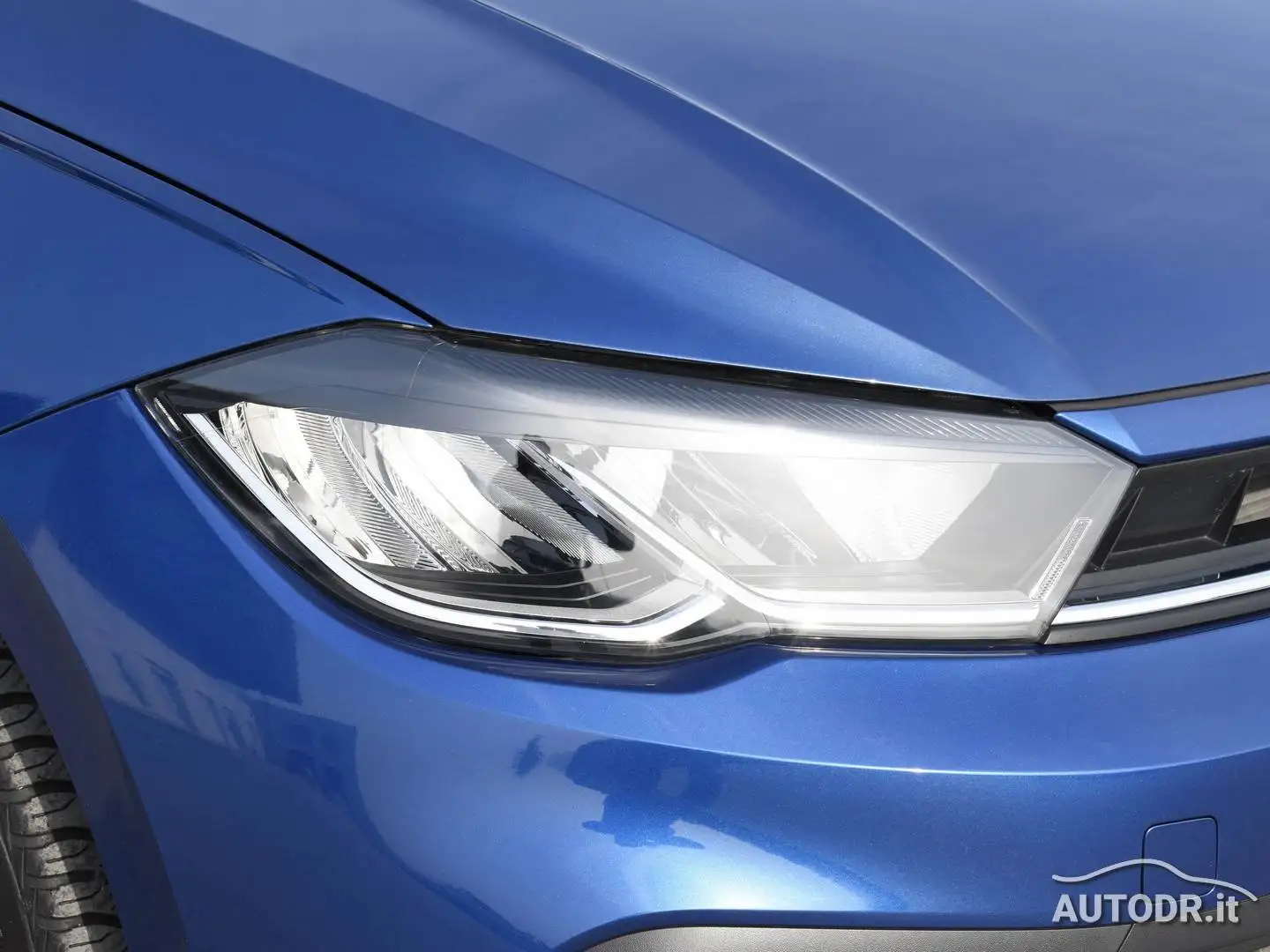 Volkswagen Polo 1.0 TGI Life Neopatentati, Navi, Virtual, ACC Blu/Azzurro - 2