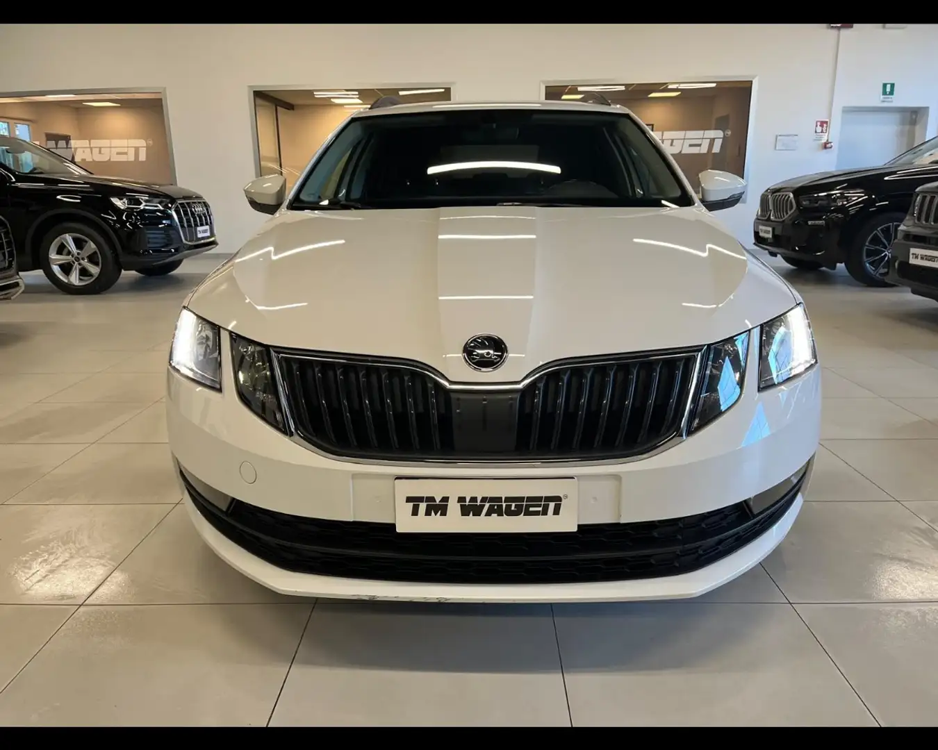 Skoda Octavia 1.5 DSG Wagon Ambition G-Tec Blanco - 2