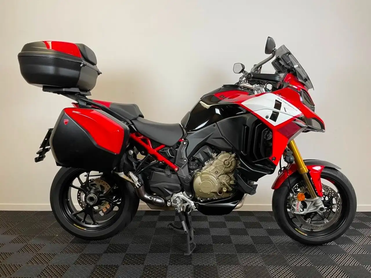 Ducati Multistrada V4 S