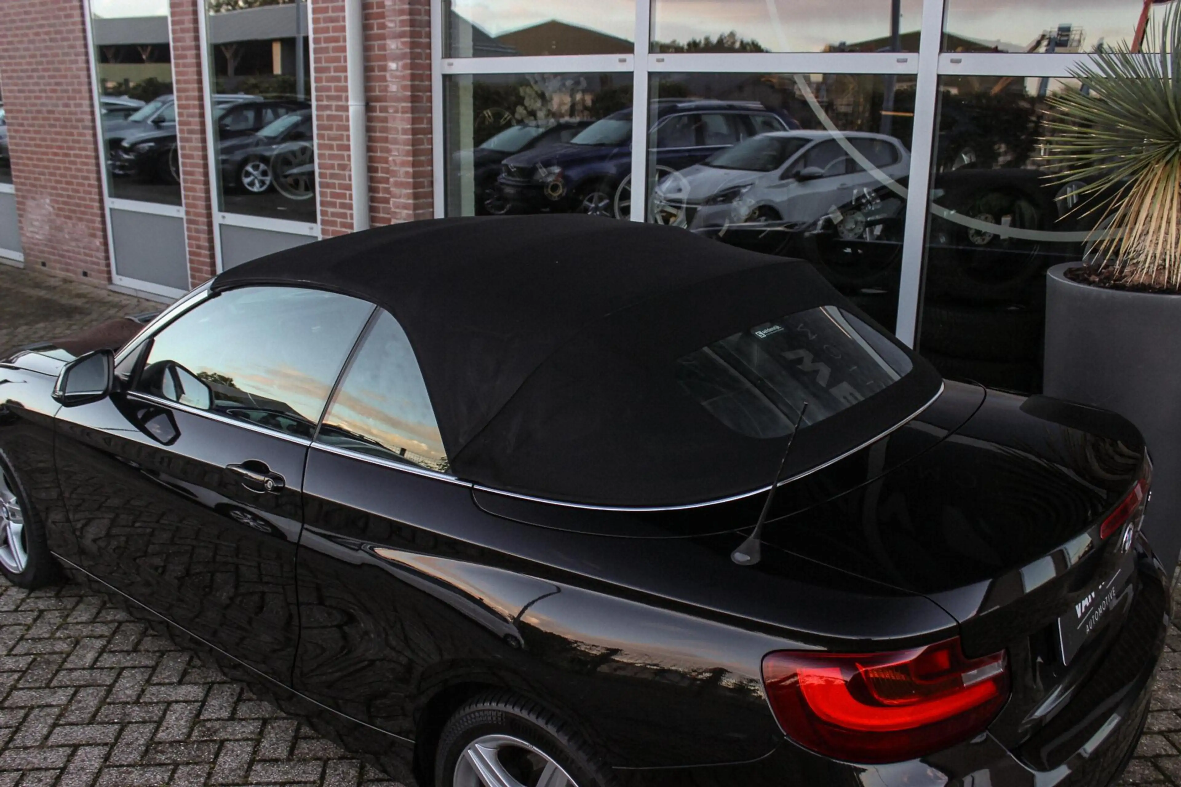 BMW 220 2-serie Cabrio 220i Sport | Origineel NL | Cruise — photo 43