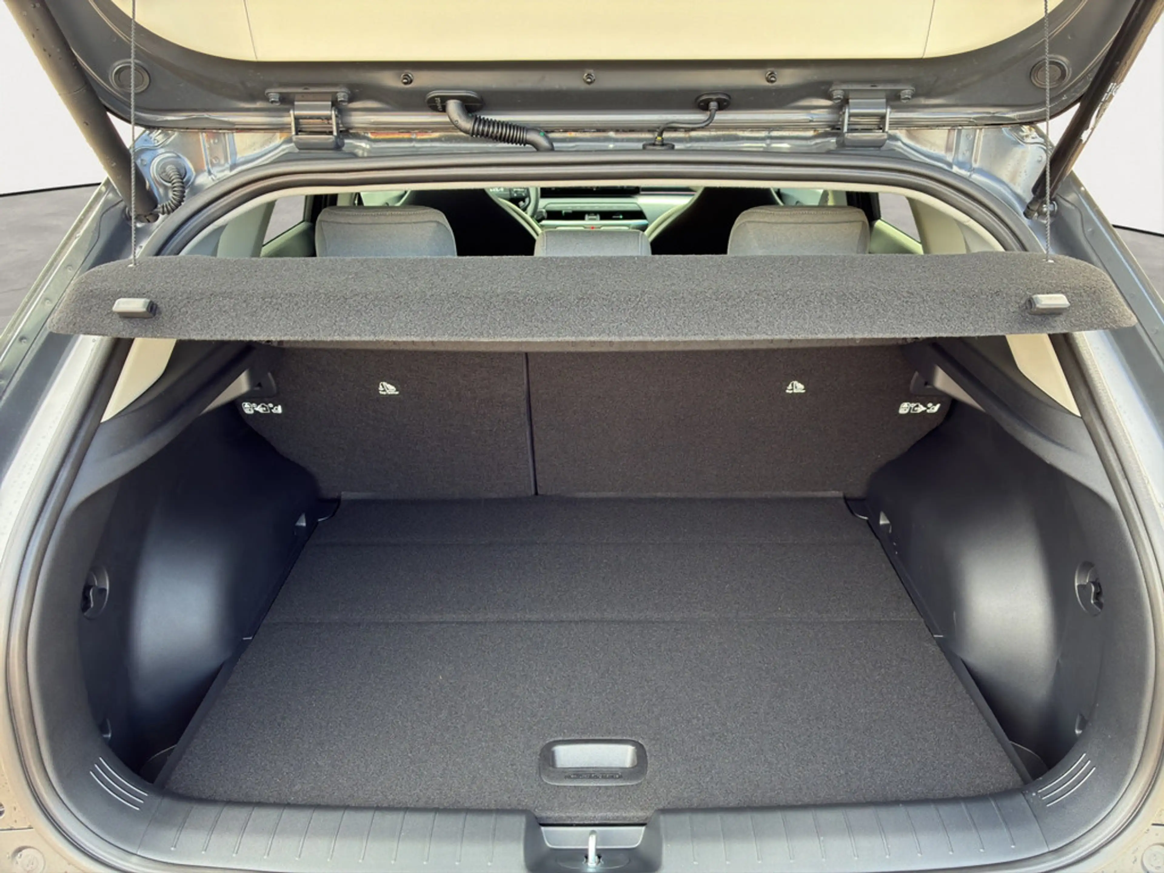 Kia EV4 58,3kWh Earth | UPG | TECH | LEDER — photo 11