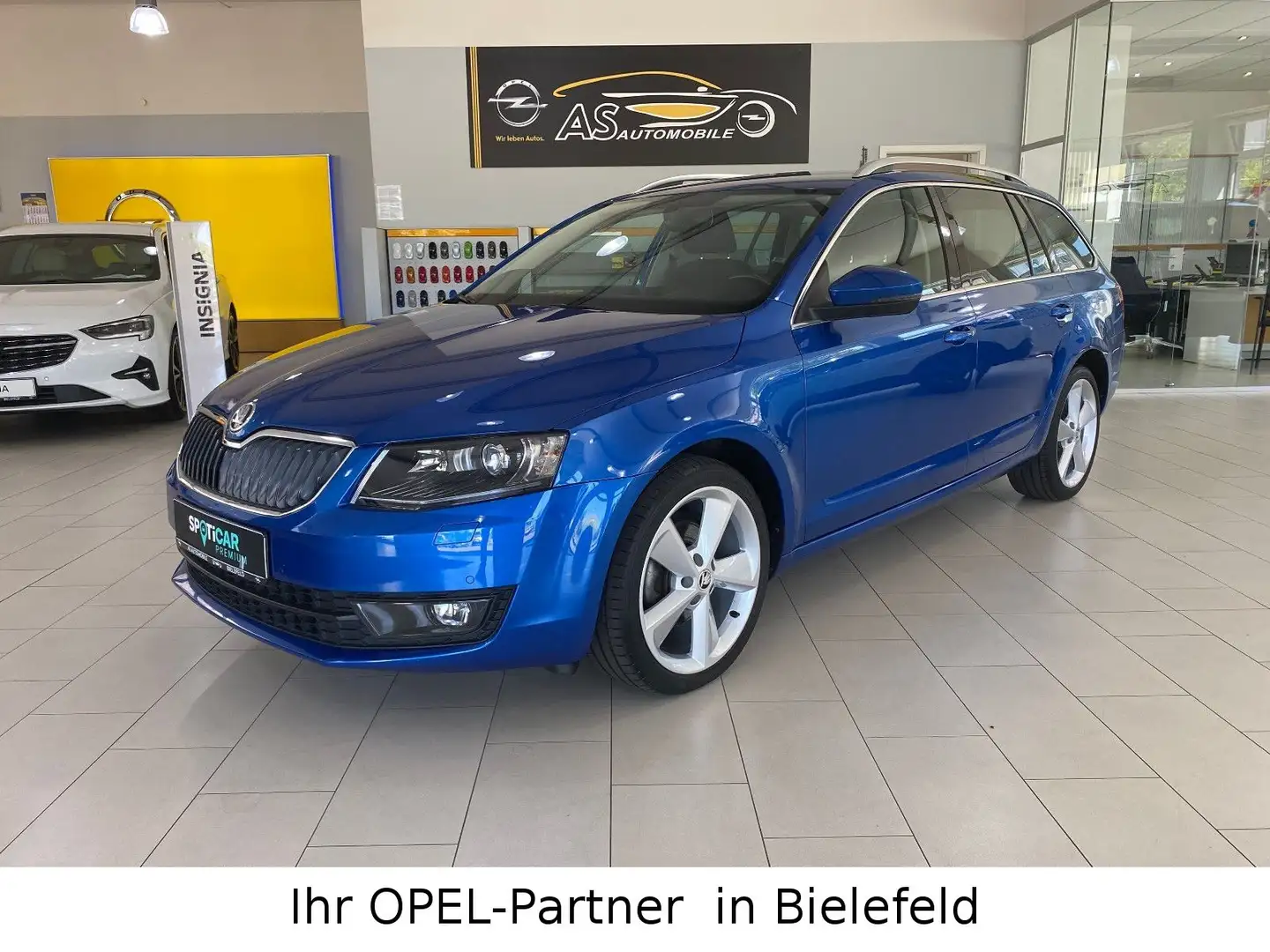 Skoda Octavia Combi Style XENON/SHZ/PDC/SCHECKHEFT Blau - 1