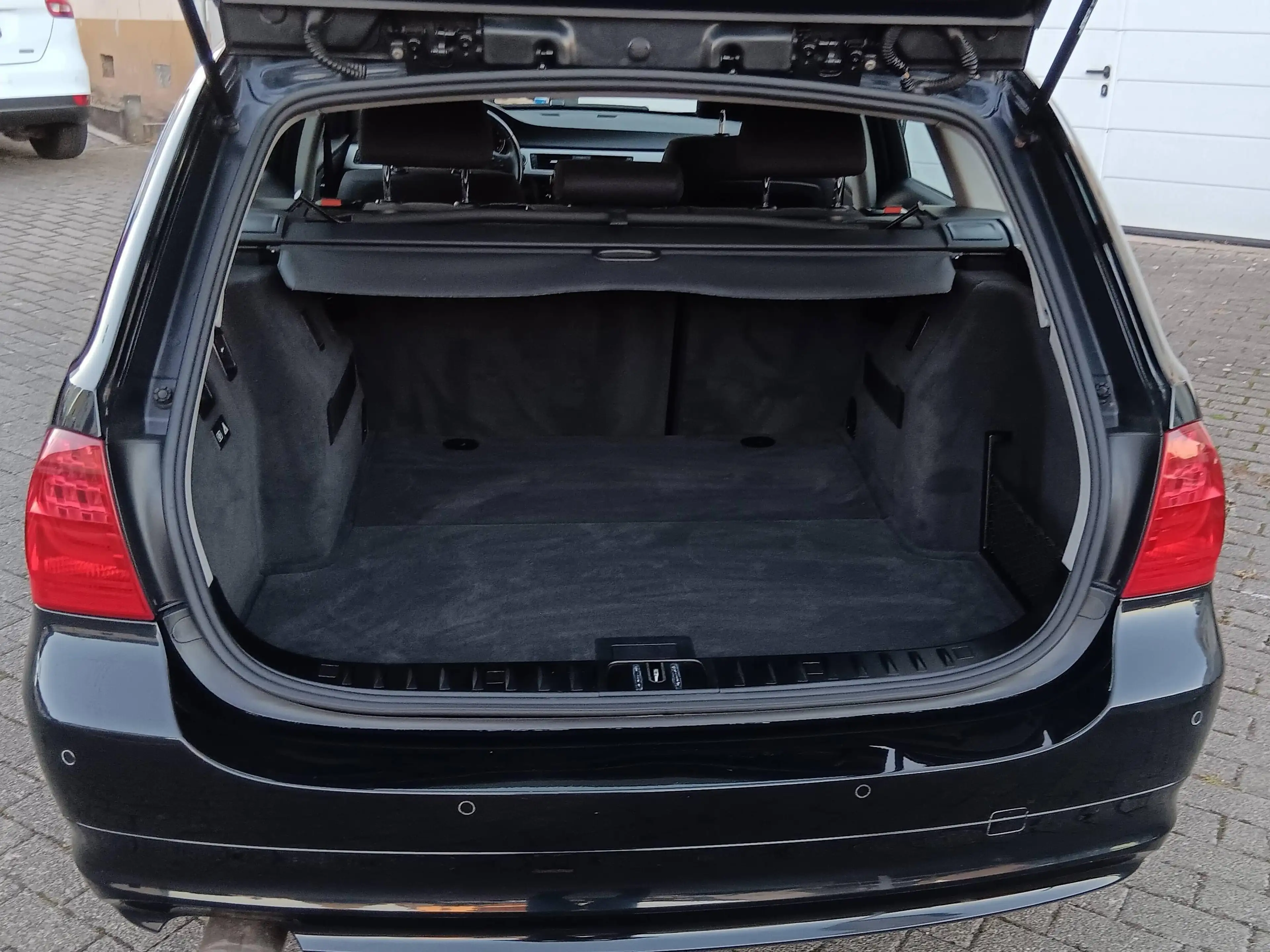 BMW 318 3er Touring 318i Touring — photo 9