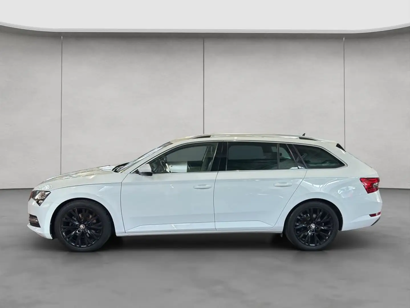 Skoda Superb Combi 2.0 TDI DSG Premium Edition Blanc - 2