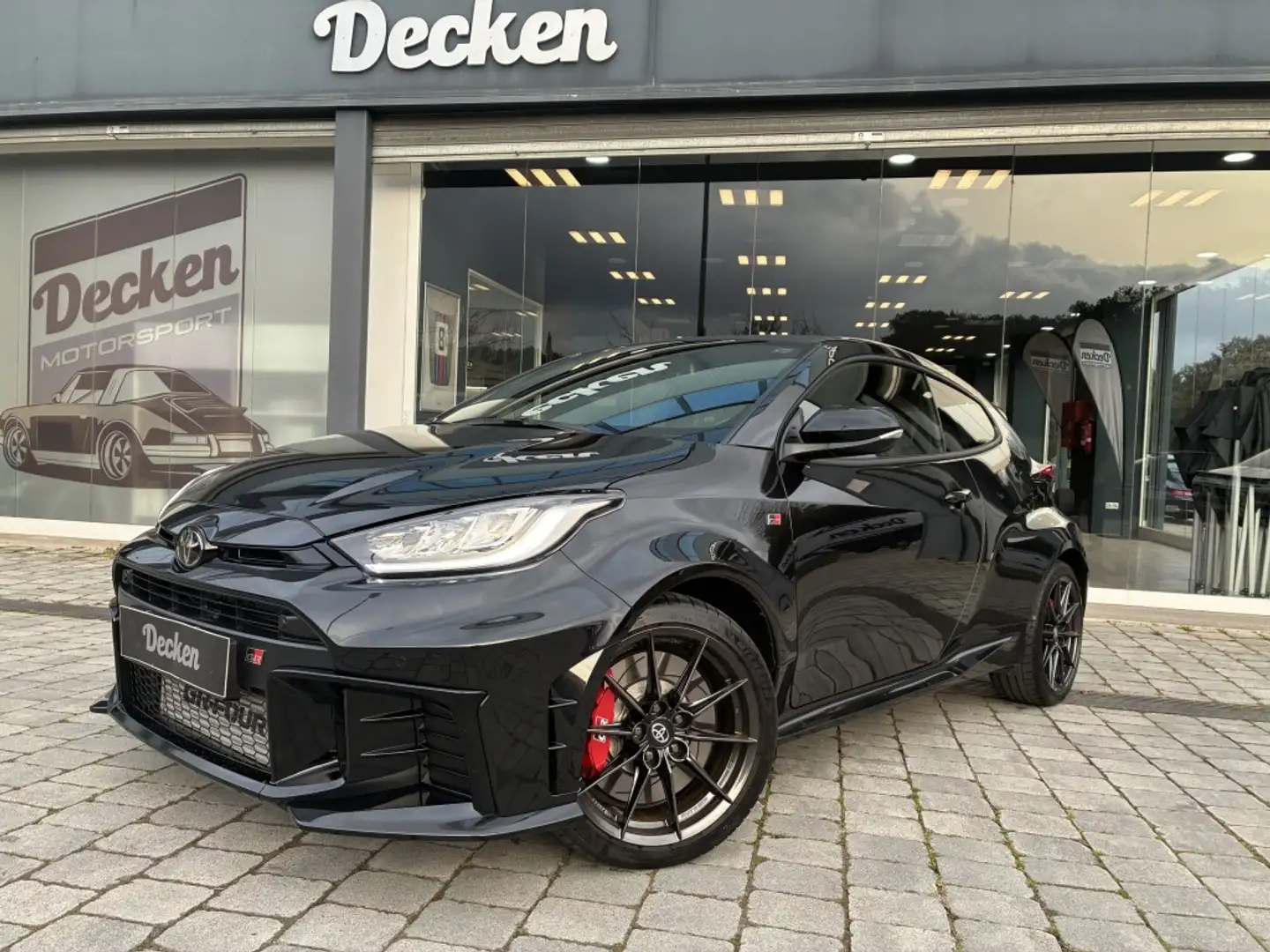 Toyota Yaris GR RZ Schwarz - 1