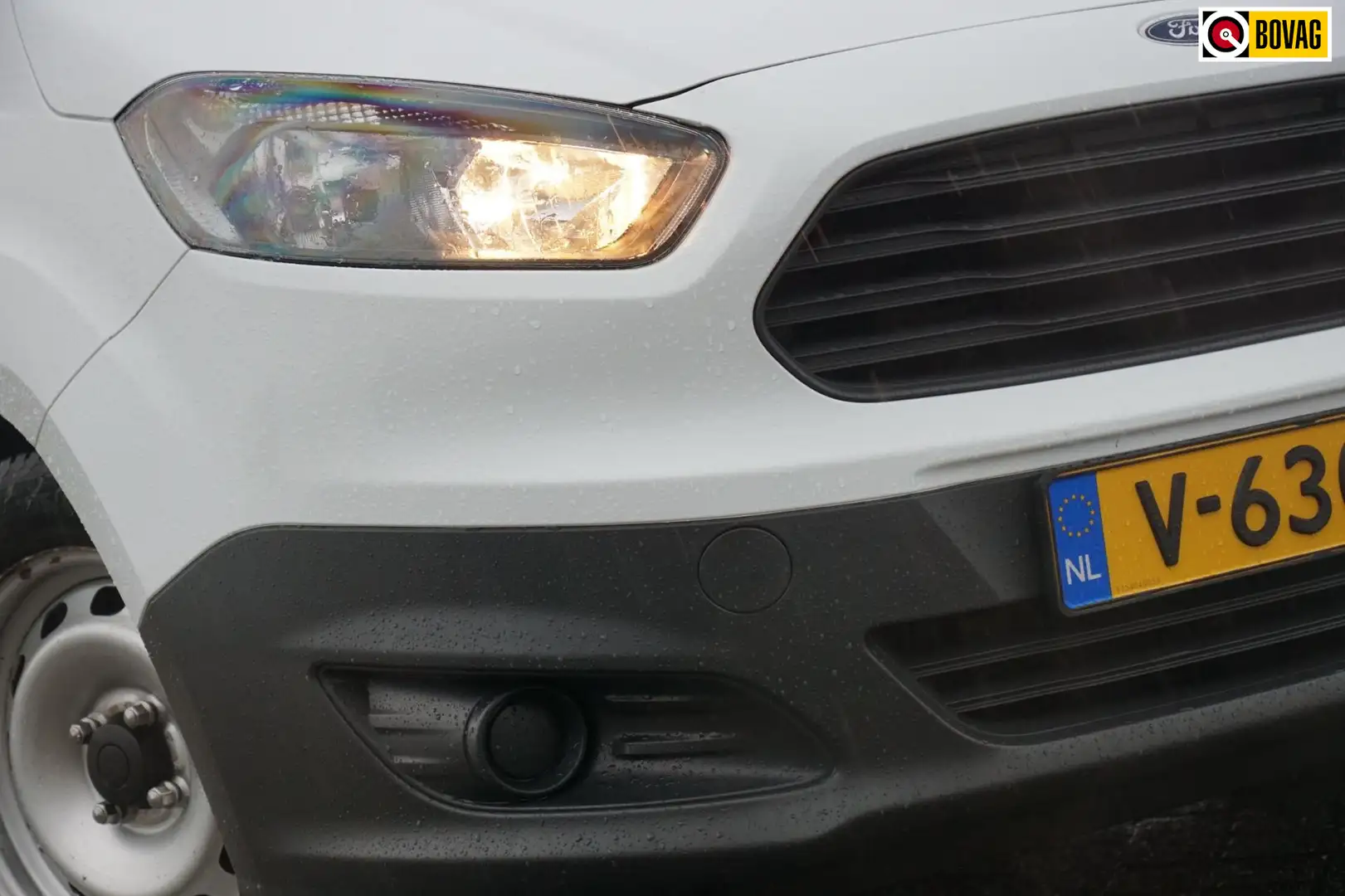 Ford Transit Courier 1.5 TDCI Economy Edition | Frozen White | Bluetoot - 1