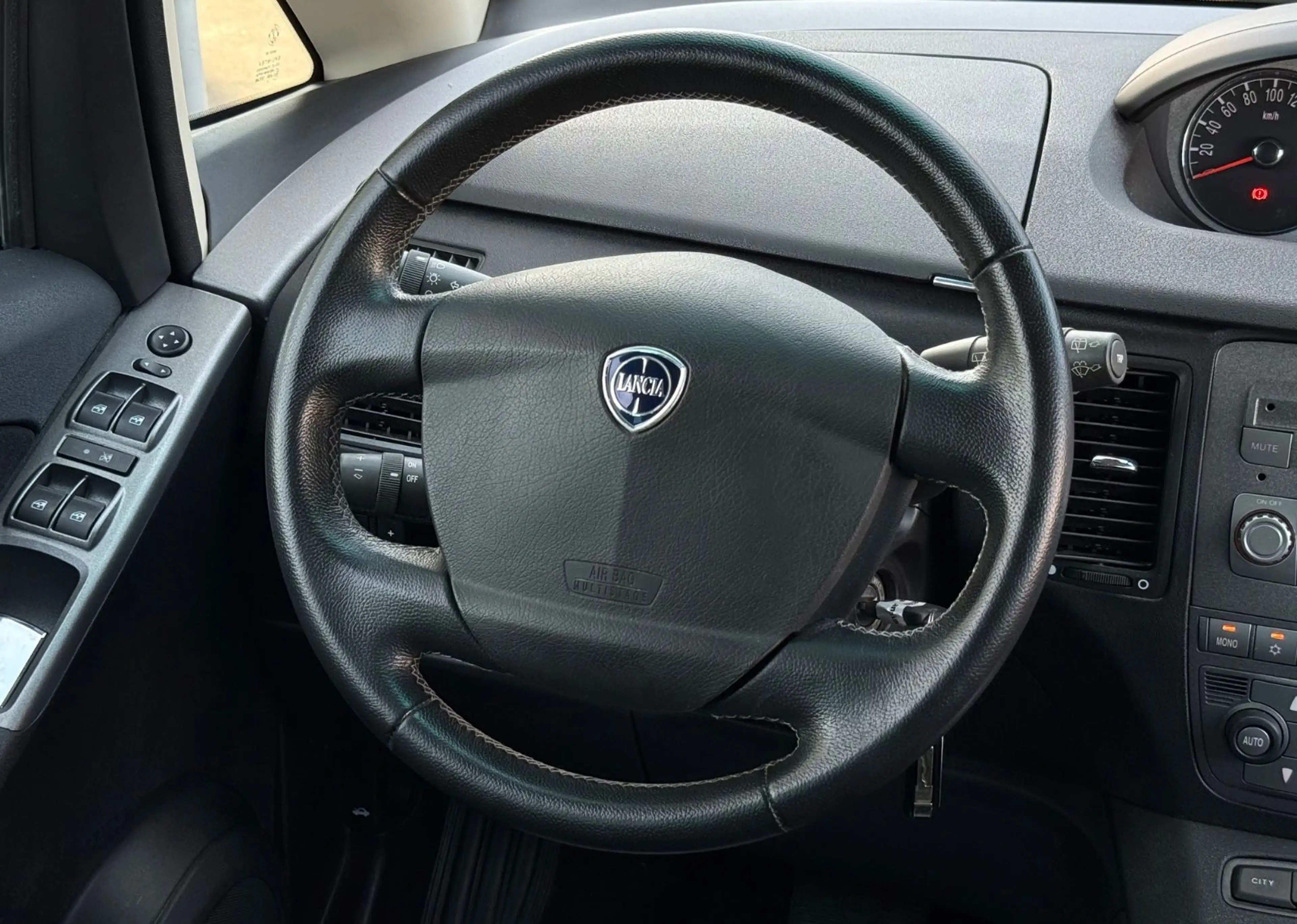 Lancia MUSA Musa Platinum — photo 14