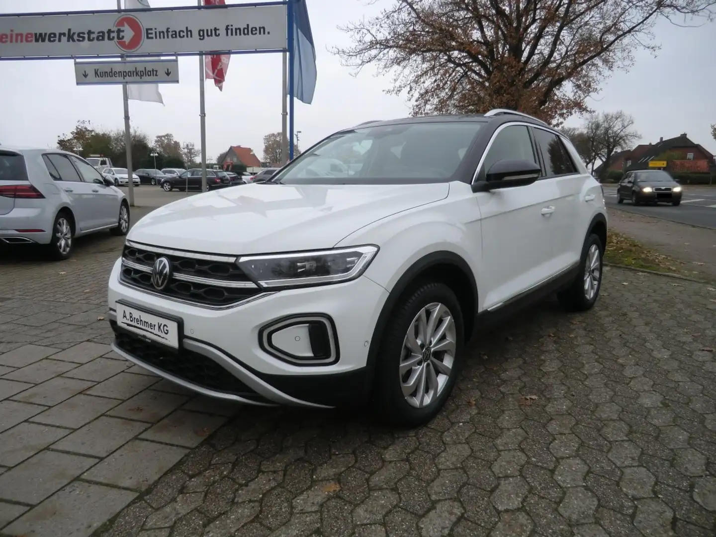 Volkswagen T-Roc 1.0 TSI  Style OPF ACC MASSAGE SHZ LED PLUS ASG 3J Weiß - 2