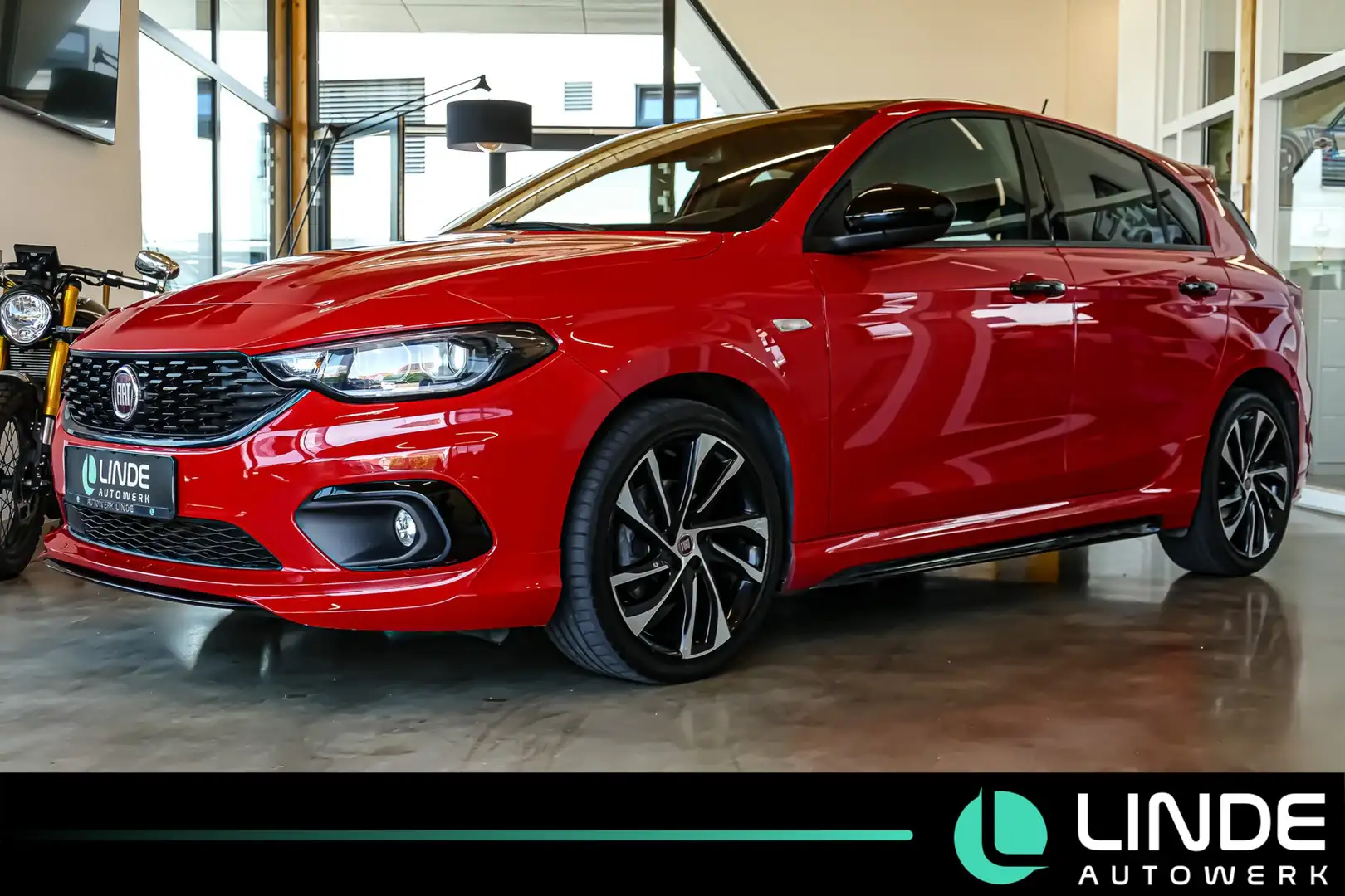 Fiat Tipo S-Design |NAVI|RFK|BI-XENON|CARPLAY|17 ALU Rot - 1
