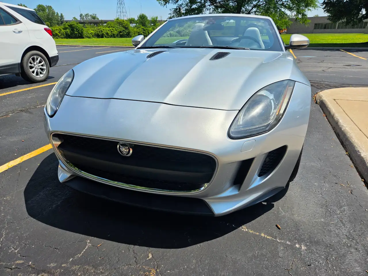 Jaguar F-Type снимка Jaguar F-Type
