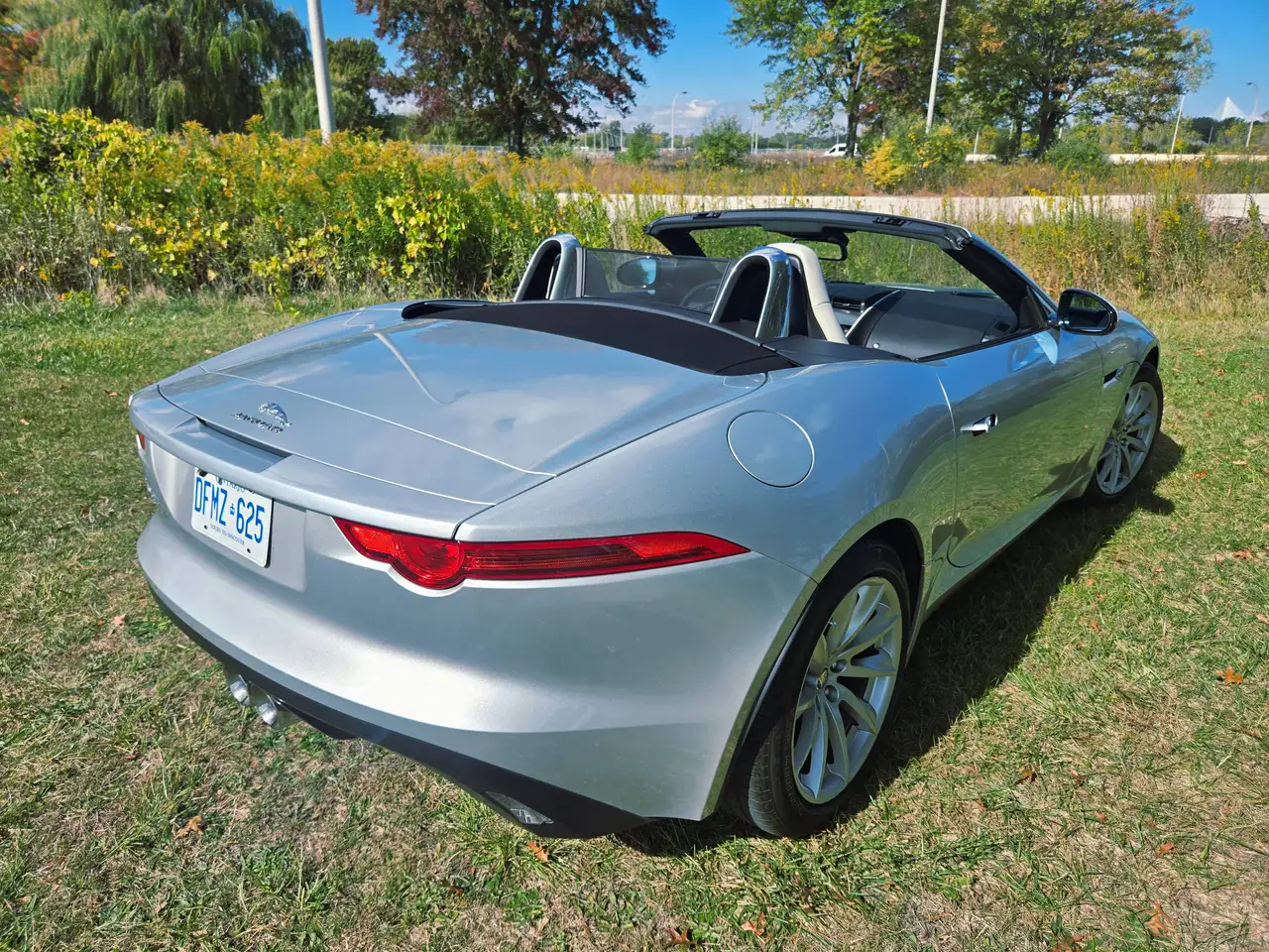 Jaguar F-Type снимка Jaguar F-Type