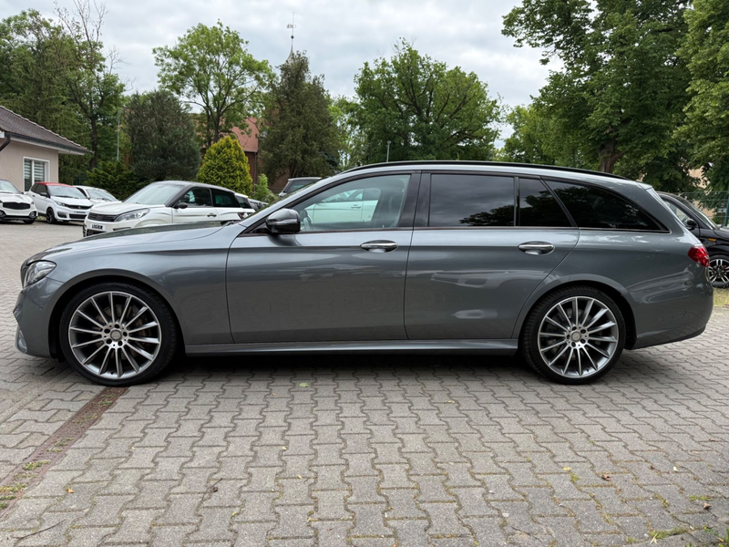 Mercedes-Benz E 400 4Matic AMG Line Burmester Head-Up 20-Zoll — photo 4