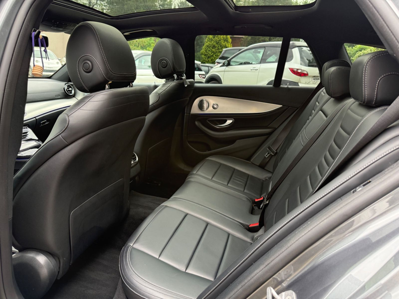 Mercedes-Benz E 400 4Matic AMG Line Burmester Head-Up 20-Zoll — photo 13