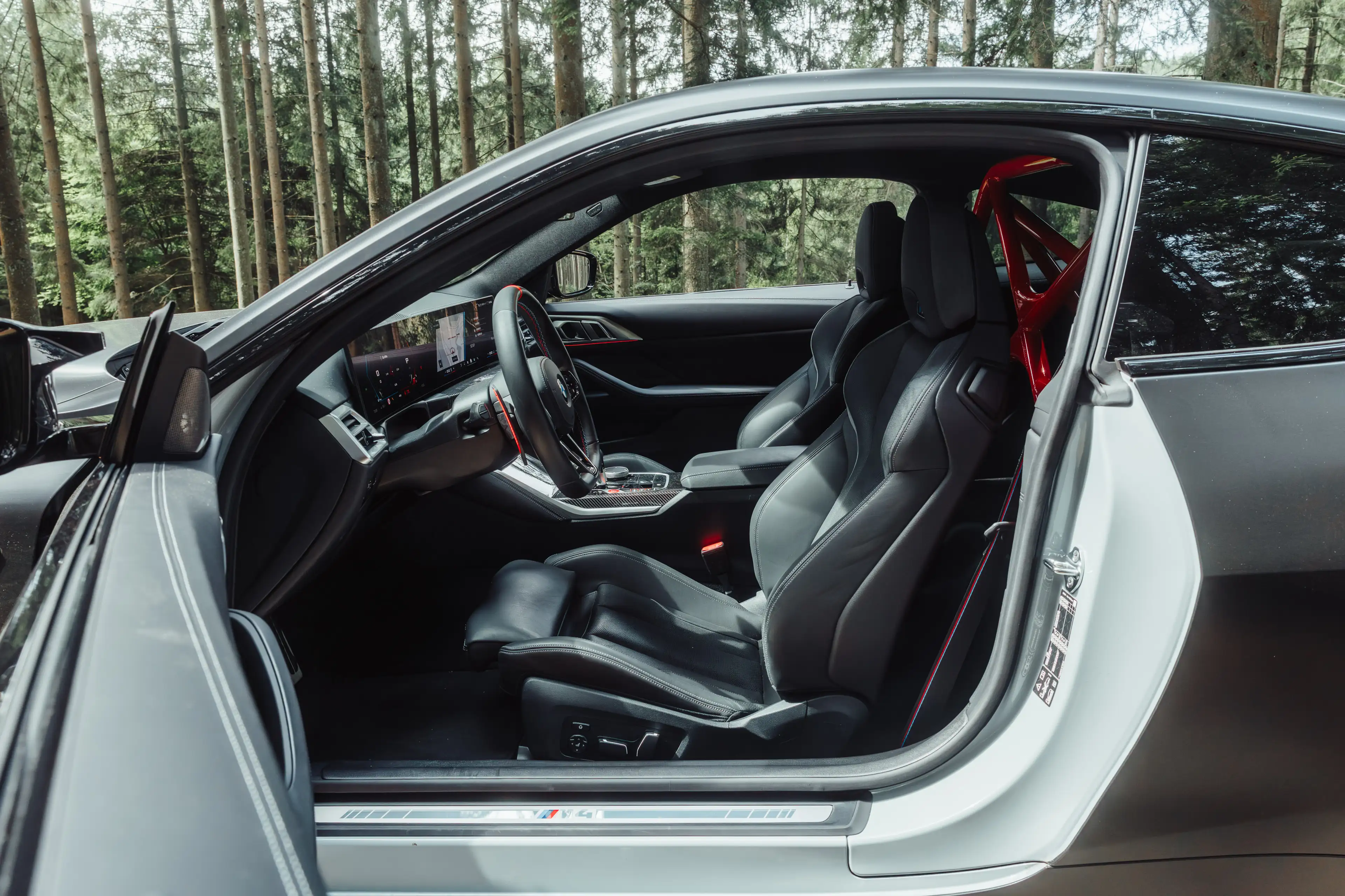 BMW M4 2024 BMW M4 Competition M xDrive Full option car delivered with extensive upgrade package ready to be installed — photo 13