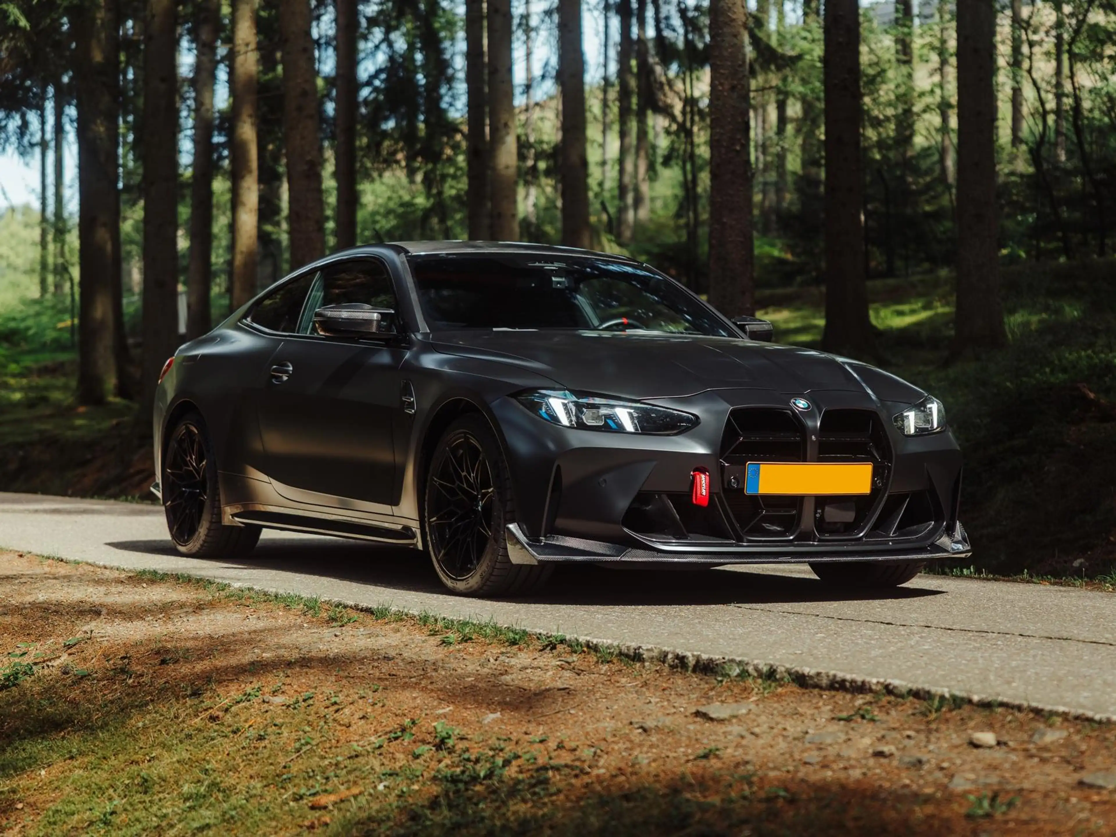 BMW M4 2024 BMW M4 Competition M xDrive Full option car delivered with extensive upgrade package ready to be installed — photo 4