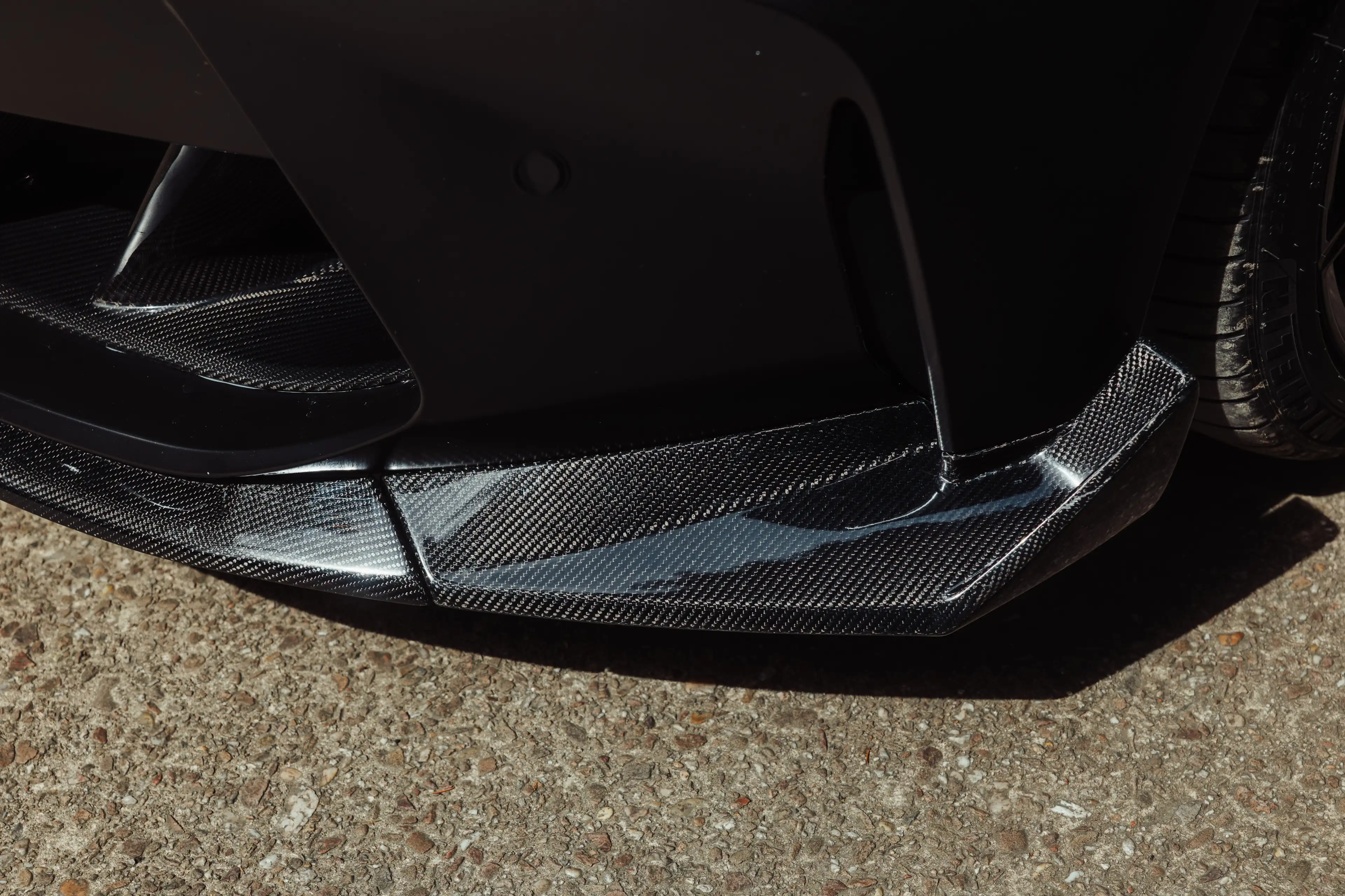 BMW M4 2024 BMW M4 Competition M xDrive Full option car delivered with extensive upgrade package ready to be installed — photo 9