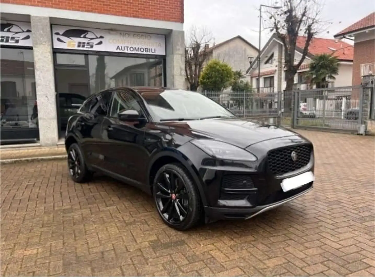 Jaguar E-Pace JAGUAR E-PACE 1.5 P160 R-Dynamic SE fwd auto  full Schwarz - 2