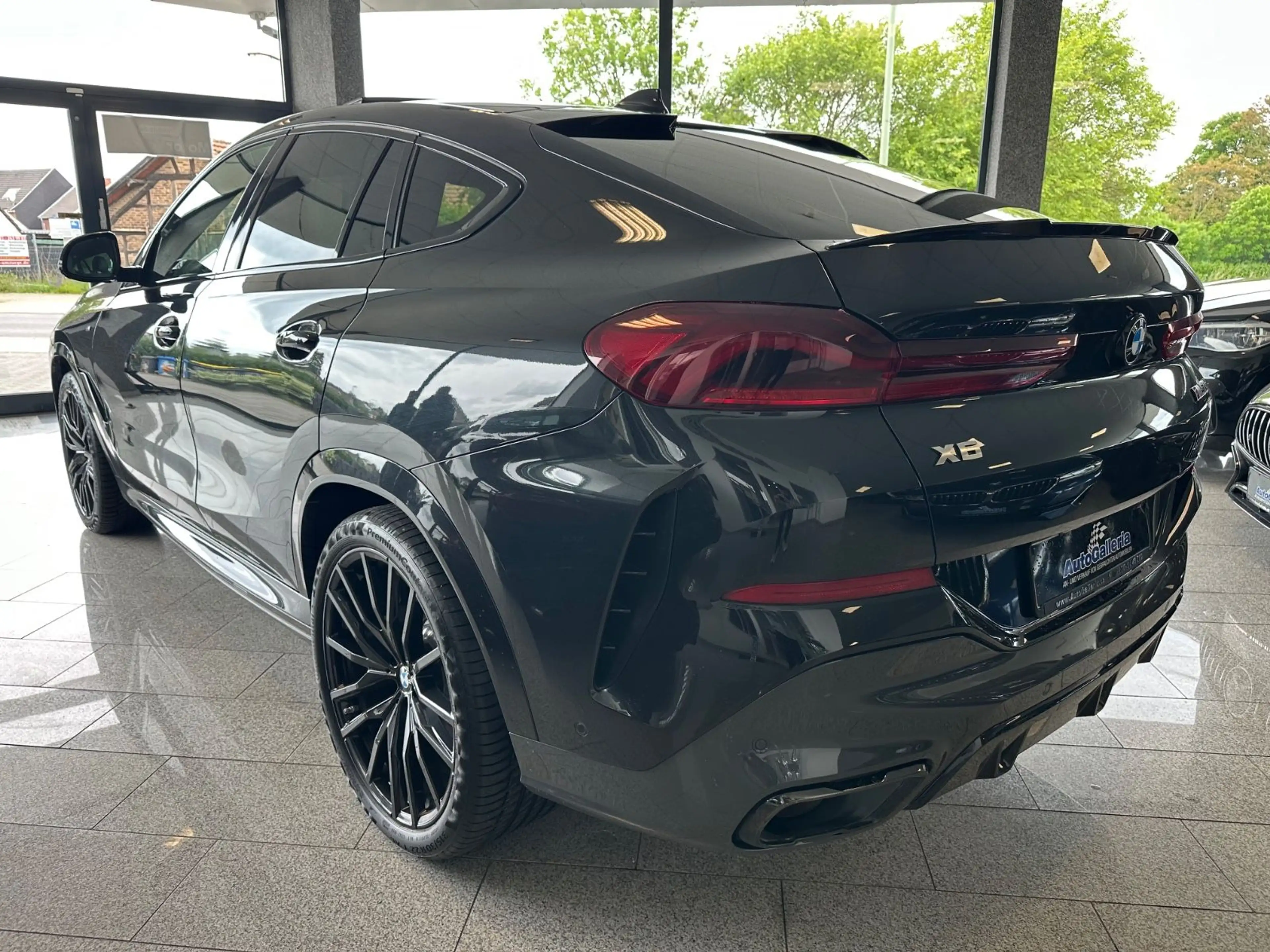 BMW X6 M d Pano Laser HarmanKardon 360° HUD — photo 11