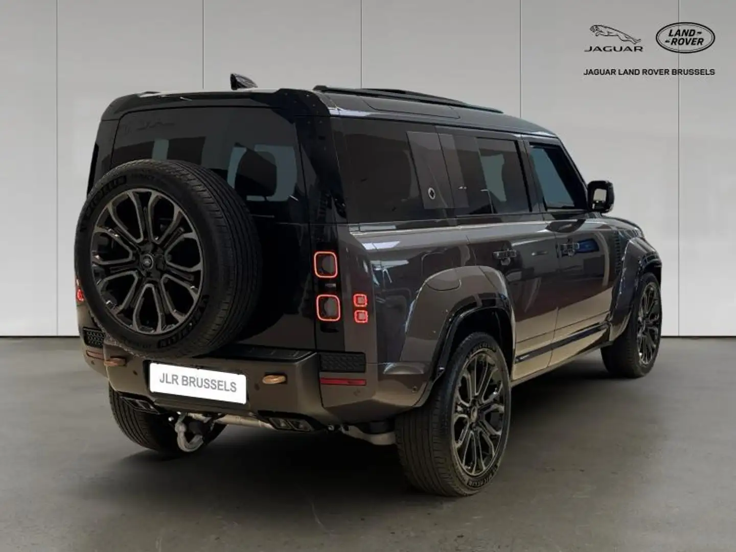 Land Rover Defender 110 P635 OCTA AWD Auto. 25.5MY Gris - 2