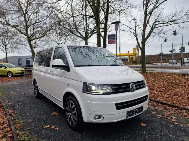 Volkswagen T5 Transporter Bus Multivan Highline  Scheckheft