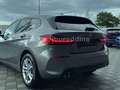 BMW 118 i Sport Line Aut*Navi*LED*Live*Leder*Pano*Kam Grau - thumbnail 37