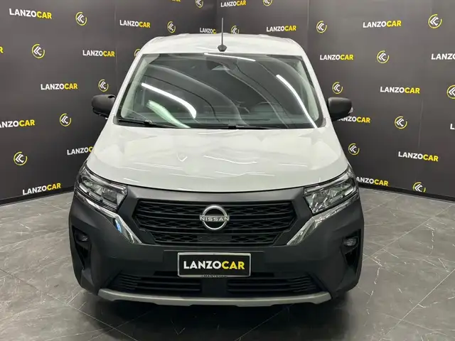 Nissan Townstar view 2