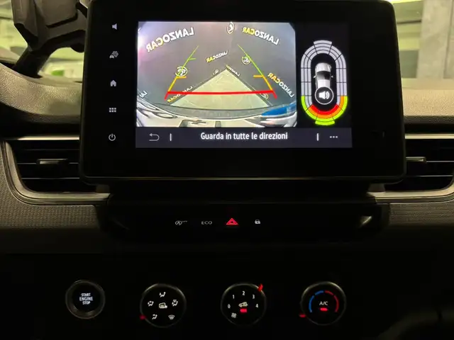Nissan Townstar view 9