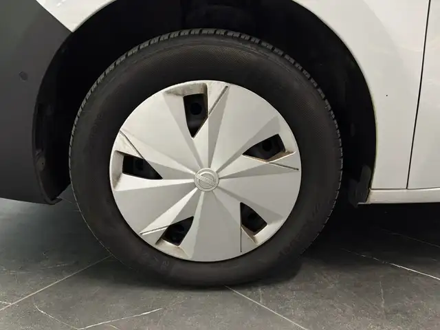Nissan Townstar view 13