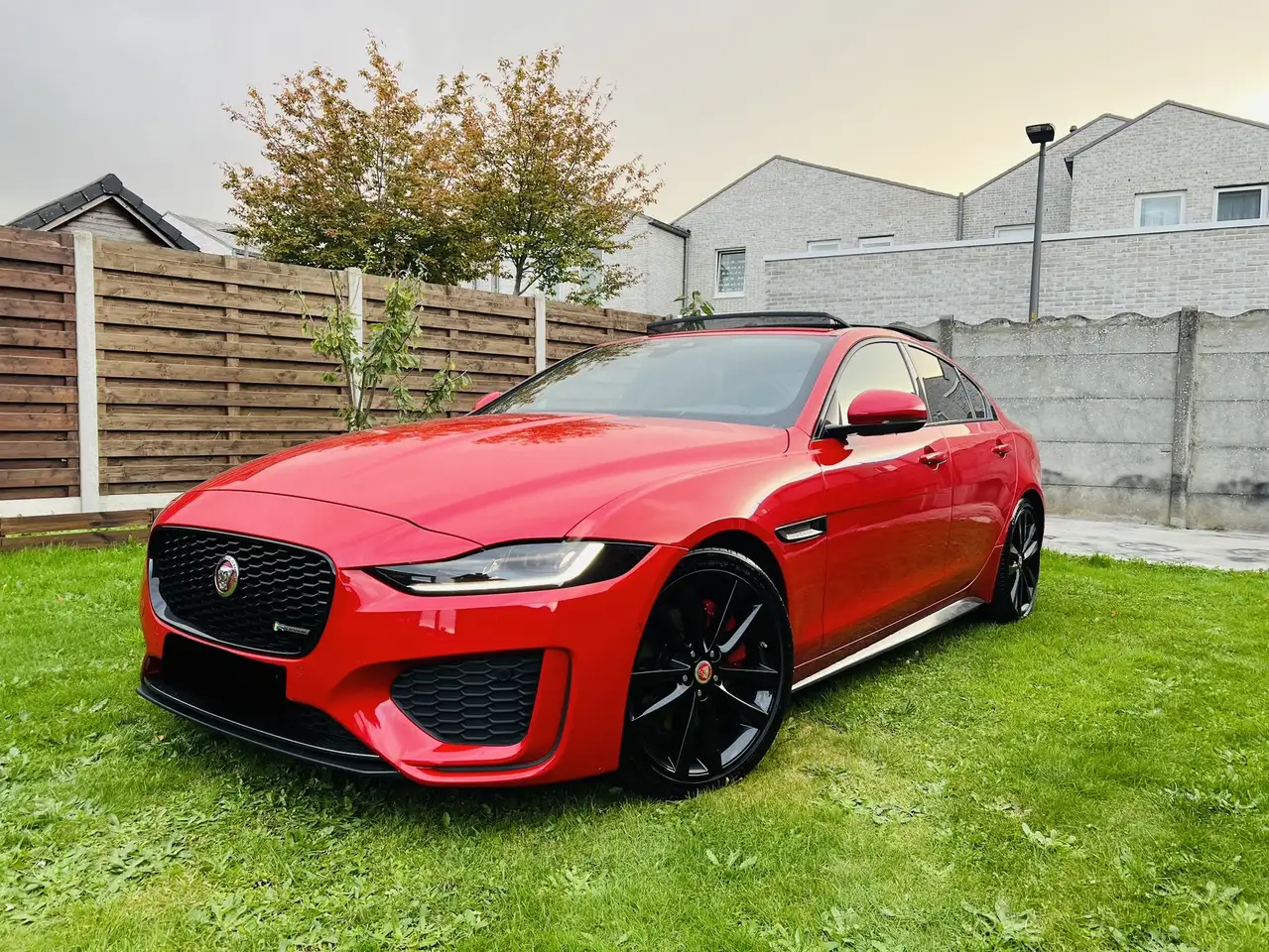Jaguar XE