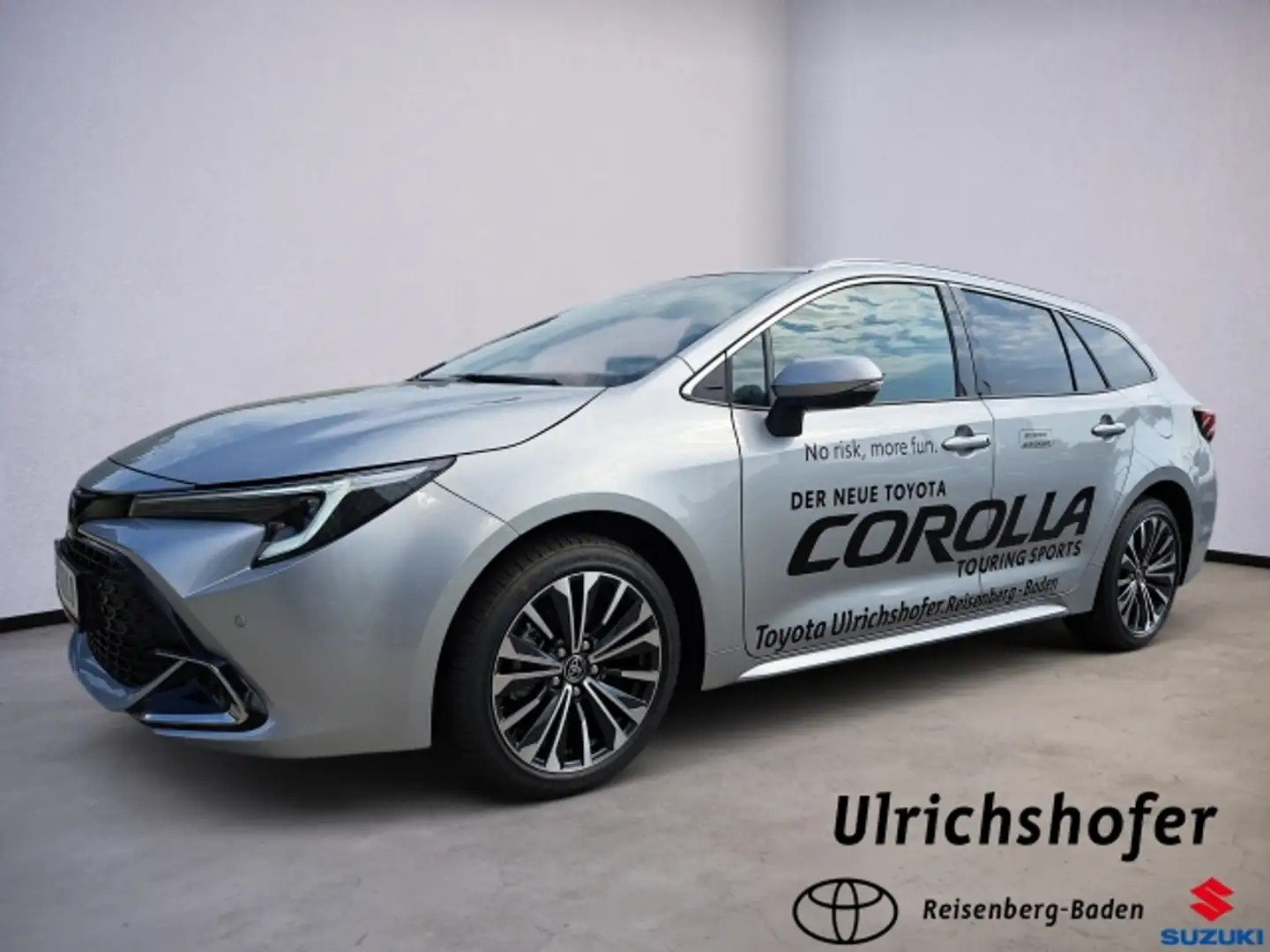 Toyota Corolla Corolla 1,8 HSD TS A Schwarz - 1