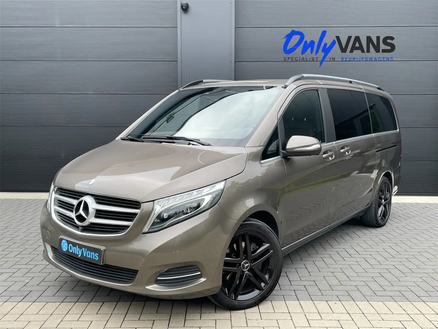 Mercedes-Benz V 250 250d L2 / Aut. / Navigatie / LED / BLISS / 6 Zitpl Коричневий - 1