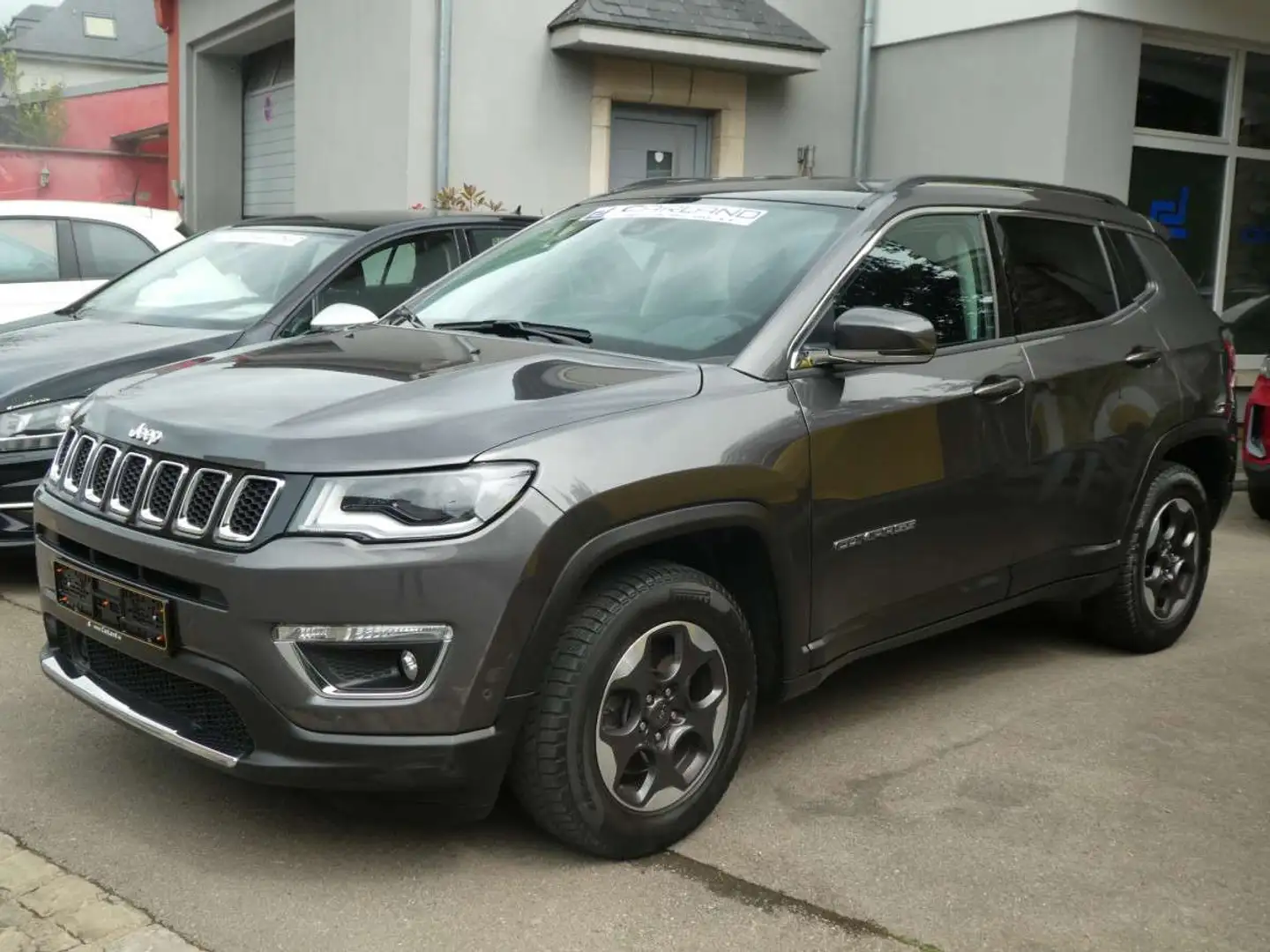 Jeep Compass 1.3 Turbo 150 Auto. Limited 2WD Noir - 1